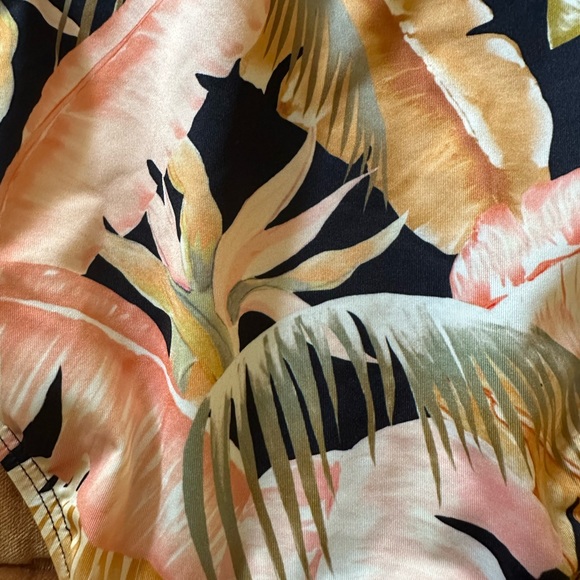 Billabong Swimsuit - Picture 3 of 3